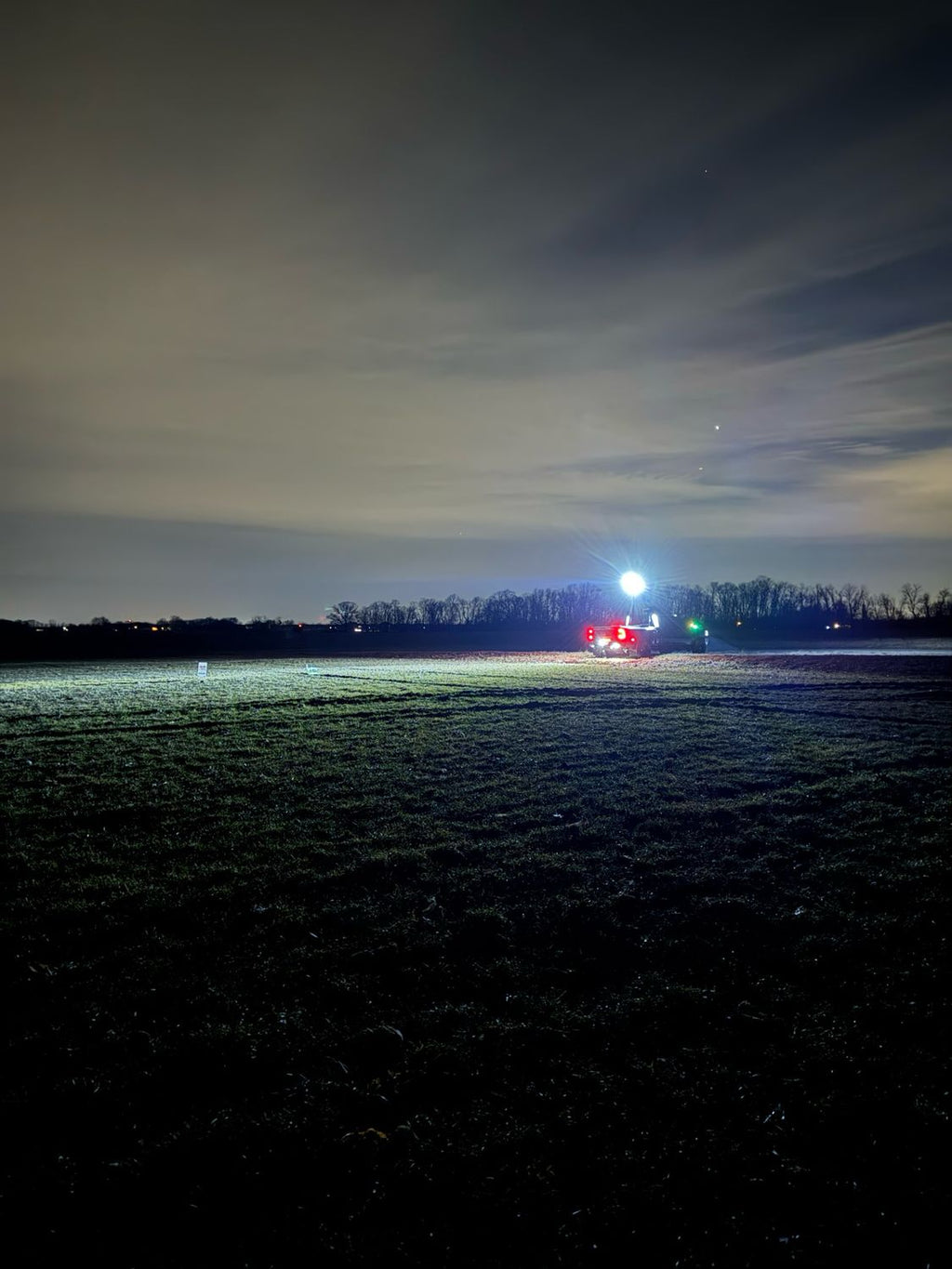 12 Foot Single Truck Bed Mounted Light Tower 23,200 Lumens