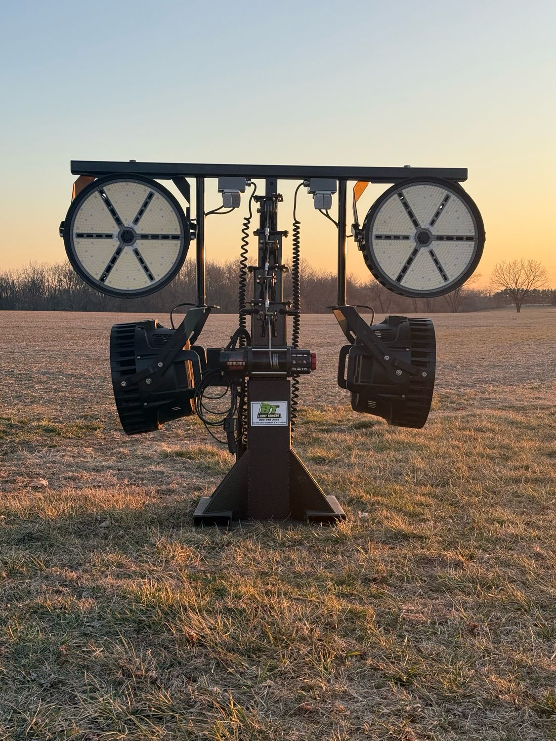 12 Foot Extreme Light tower 450,000 Lumens