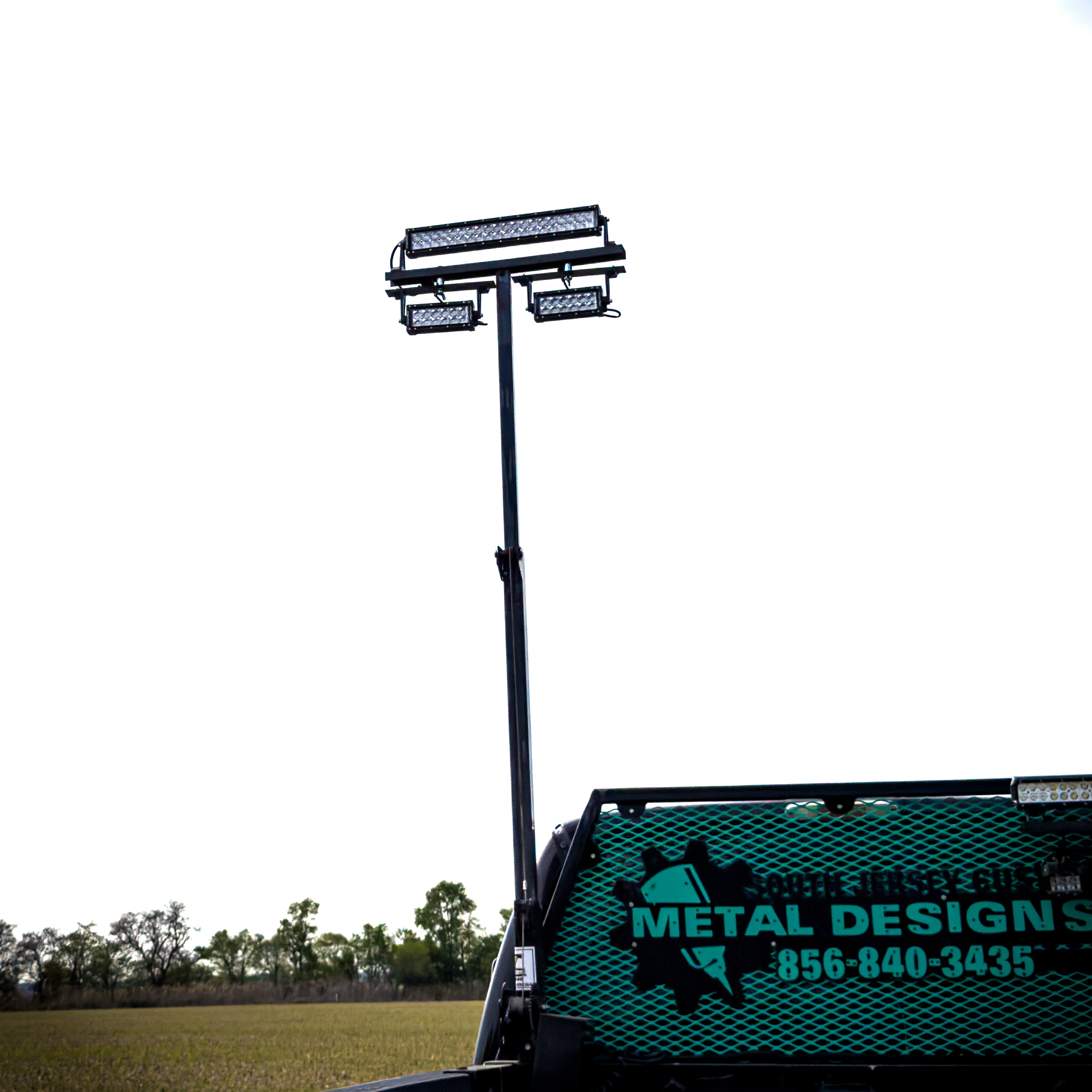 9 Foot Truck Bed Mounted Light Tower